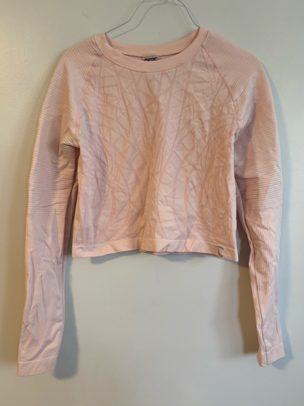 Climawear Muse Seamless Compression running long sleeve crop top baby pink large